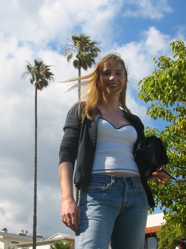 Pauline, palm trees.